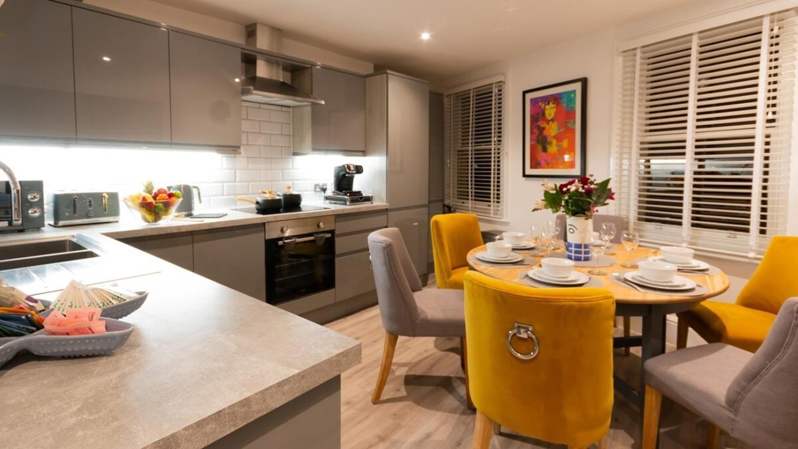 Luxury Ramsgate Harbour View By Adliv Apartment Exterior foto