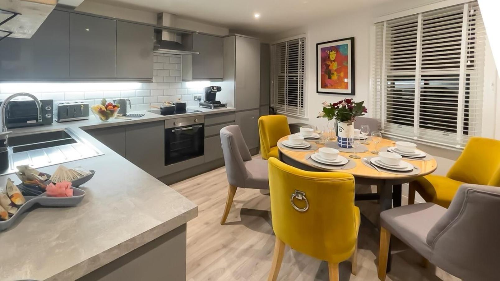 Luxury Ramsgate Harbour View By Adliv Apartment Exterior foto